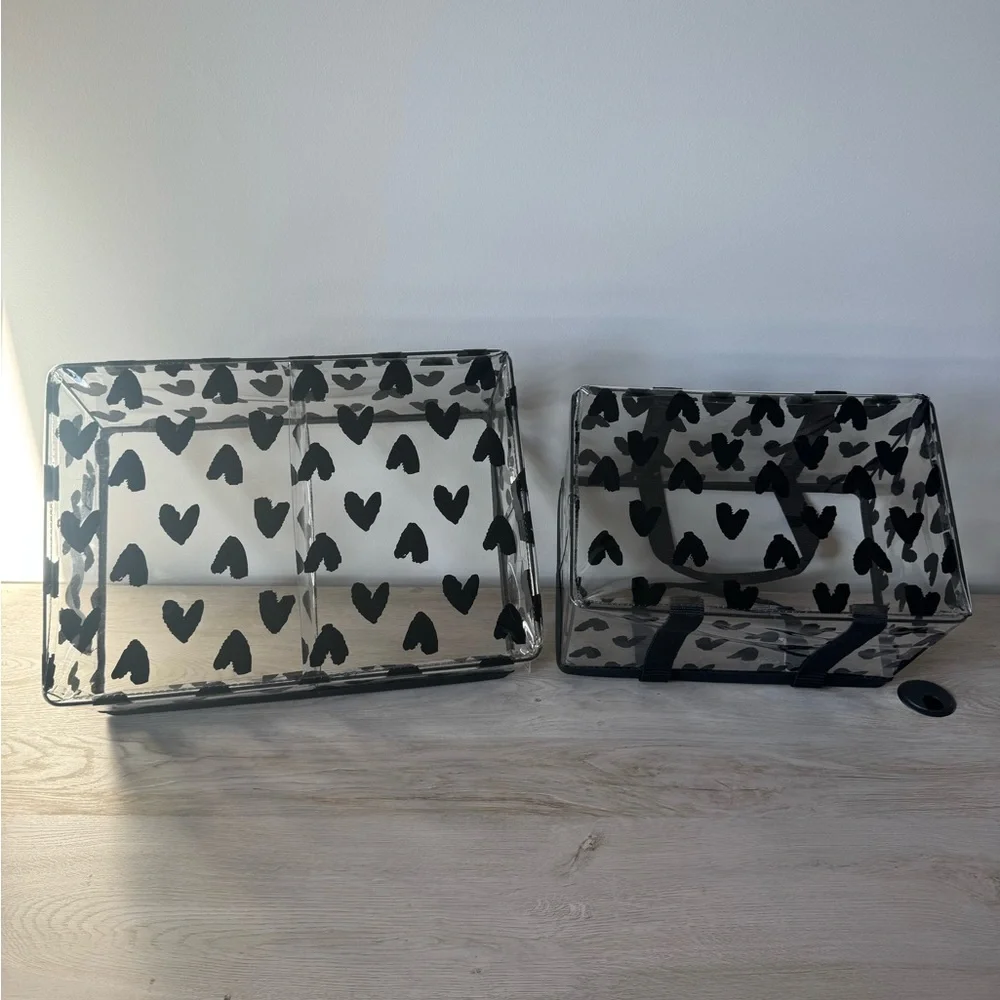 TAYLOR MADISON “BLACK WATER COLOR HEARTS” VINYL BATH STORAGE SET 2 BLACK HANDLES